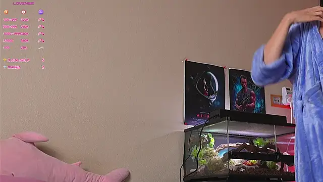 YaraAveiri online show from 04/03/26, 10:46