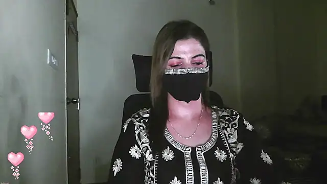 Snapshot of Cute_Sonii chatting on 07/18/26, 01:26 Cute Sonii online show from 07/18/26, 01:26