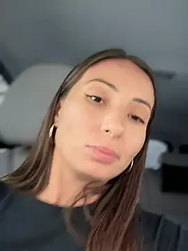 YOUR-KARINA online show from 12/27/24, 08:13