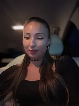 YOUR-KARINA online show from 01/09/25, 11:58