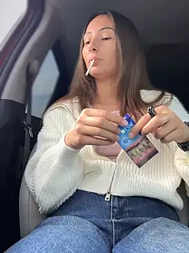 YOUR-KARINA online show from 01/17/25, 03:45