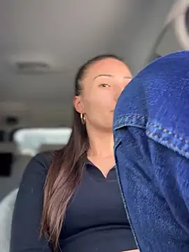 YOUR-KARINA online show from 01/24/25, 09:06