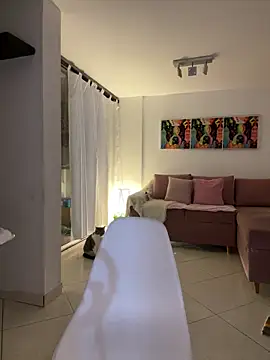 mariam hill online show from 01/26/25, 12:37