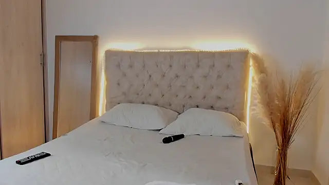 mariam hill online show from 09/26/25, 08:57