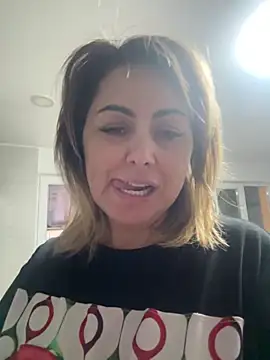 Emma roqueen online show from 12/08/24, 12:41