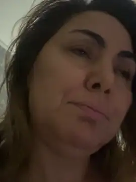 Emma roqueen online show from 04/17/26, 10:02