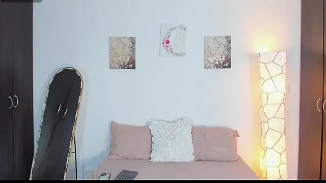 SarahCinnamon- online show from 03/16/26, 07:40