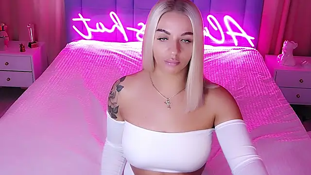 AllwaysHotJ online show from 10/15/25, 02:01