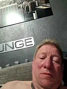 tomtom111111 online show from 04/09/26, 09:42