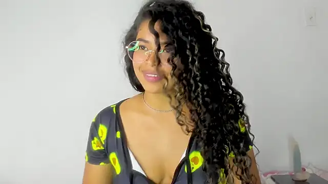 moana taylor online show from 03/19/25, 02:16