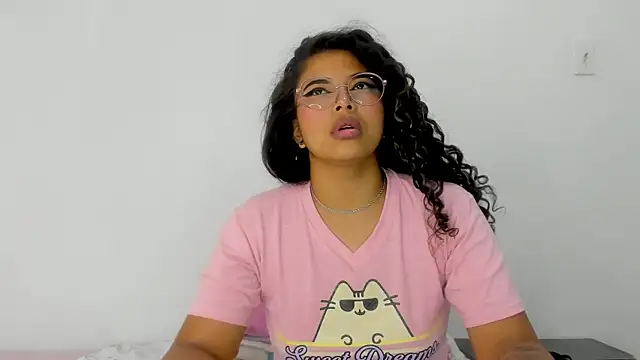 moana taylor online show from 03/20/25, 06:20