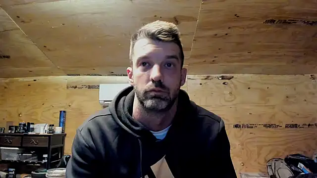 Snapshot of Kenny_Kyle chatting on 02/01/25, 11:58 Kenny Kyle online show from 02/01/25, 11:58