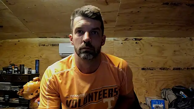 Snapshot of Kenny_Kyle chatting on 02/05/25, 02:51 Kenny Kyle online show from 02/05/25, 02:51