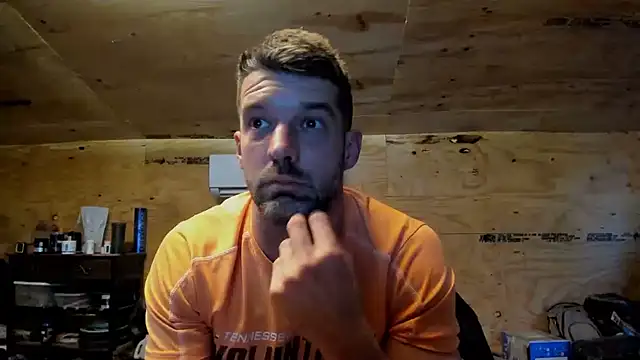 Snapshot of Kenny_Kyle chatting on 02/11/25, 10:39 Kenny Kyle online show from 02/11/25, 10:39