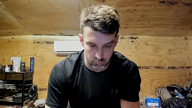 Snapshot of Kenny_Kyle chatting on 02/20/25, 03:23 Kenny Kyle online show from 02/20/25, 03:23