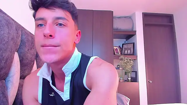 I Gabriel online show from 12/11/24, 06:31