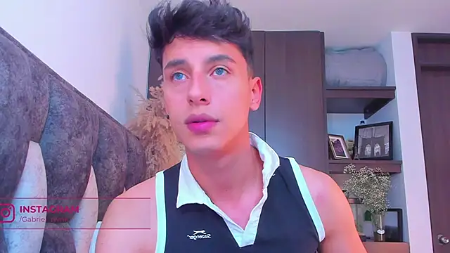 I Gabriel online show from 12/13/24, 08:26