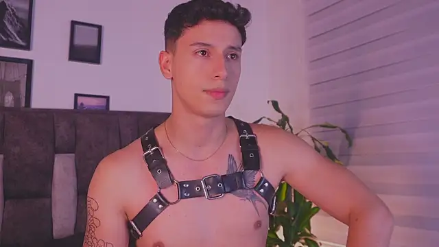 I Gabriel online show from 04/16/26, 04:46