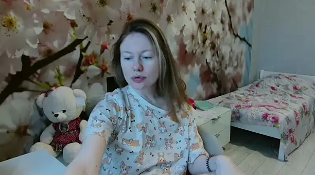 ConnieDaw online show from 12/17/24, 05:07