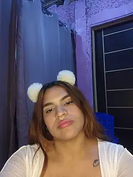 Snapshot of SexyFriends_ chatting on 06/14/26, 01:14 SexyFriends online show from 06/14/26, 01:14
