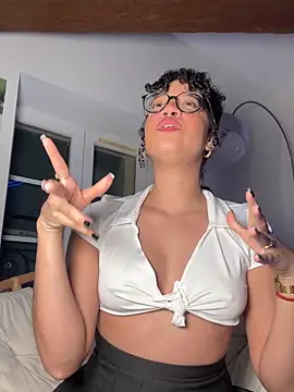 Lauyako online show from 02/22/26, 10:52