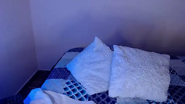 kim perri online show from 03/14/25, 06:18