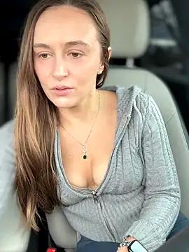 lunagirl13 online show from 11/14/25, 07:23