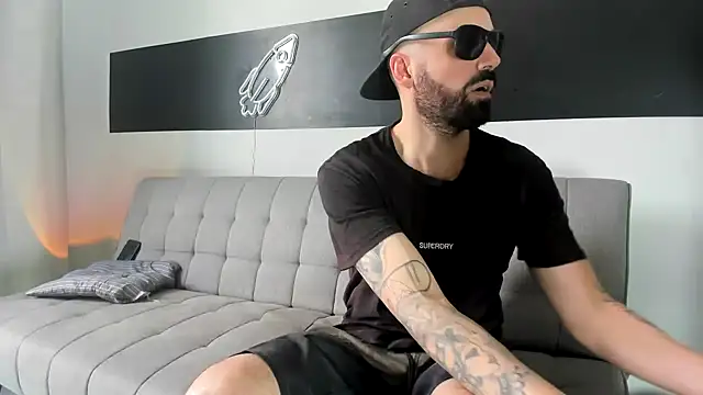 MattxFeet online show from 12/18/24, 09:40