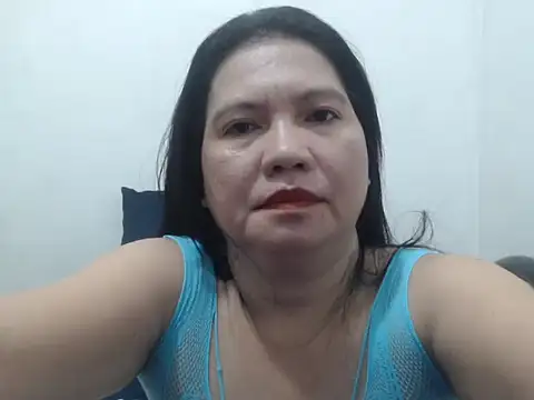 stacie iris online show from 10/03/25, 01:35