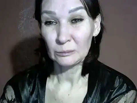 PrettyAndWild online show from 03/21/25, 05:12