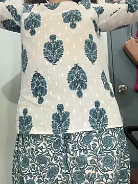 Preet Kaur 69 online show from 03/10/26, 07:52