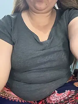 Preet Kaur 69 online show from 04/14/26, 06:03