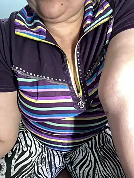 Preet Kaur 69 online show from 04/18/26, 05:28