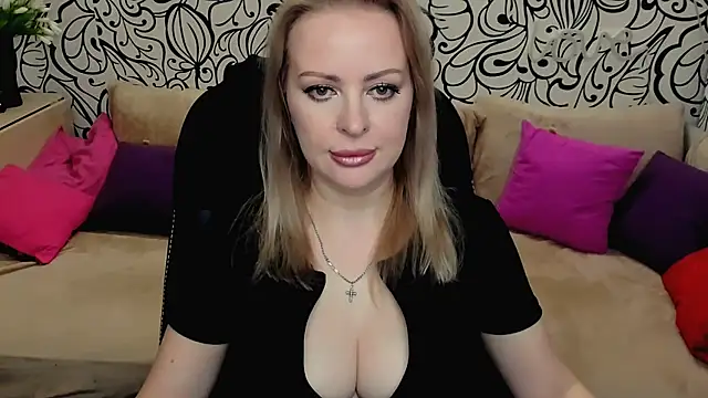 Hotdreamhere online show from 05/14/26, 09:16