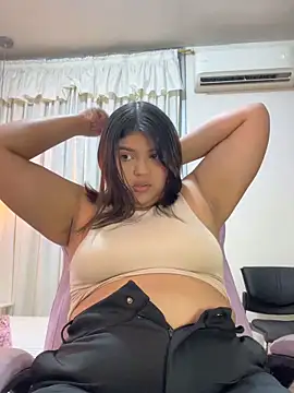 Snapshot of Lia_sexx chatting on 05/04/26, 07:10 Lia sexx online show from 05/04/26, 07:10