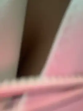 Snapshot of Lia_sexx chatting on 05/11/26, 07:11 Lia sexx online show from 05/11/26, 07:11