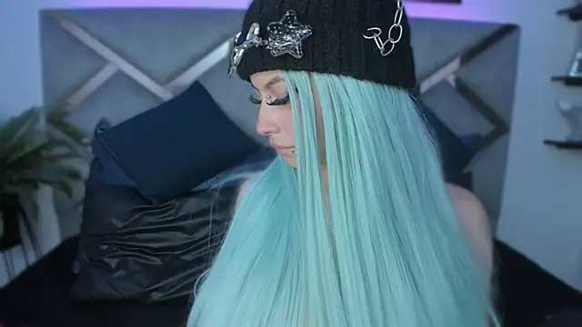 Keidy rose online show from 10/16/25, 07:04