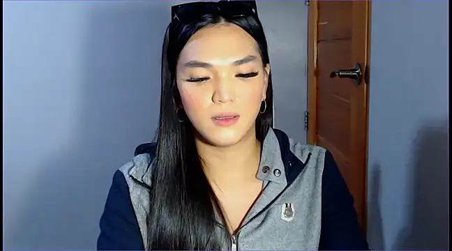 Snapshot of WONDERWOMAN2023 chatting on 12/16/24, 08:16 WONDERWOMAN2023 online show from 12/16/24, 08:16