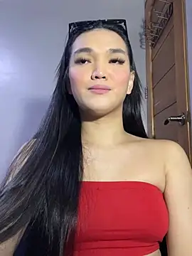 Snapshot of WONDERWOMAN2023 chatting on 12/21/24, 12:59 WONDERWOMAN2023 online show from 12/21/24, 12:59