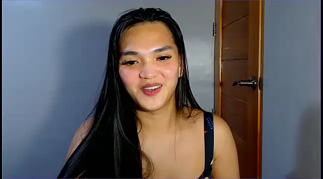 Snapshot of WONDERWOMAN2023 chatting on 01/12/25, 11:47 WONDERWOMAN2023 online show from 01/12/25, 11:47