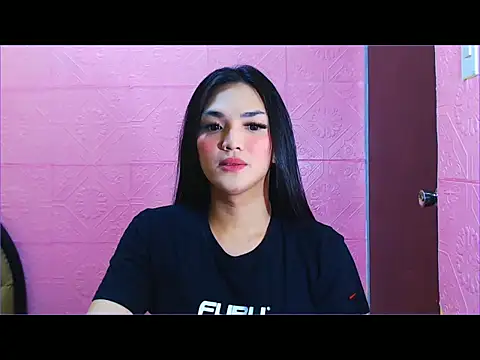 Snapshot of WONDERWOMAN2023 chatting on 09/15/25, 09:15 WONDERWOMAN2023 online show from 09/15/25, 09:15