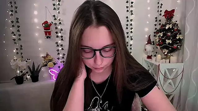 SweetPrincess  online show from 12/04/25, 07:39