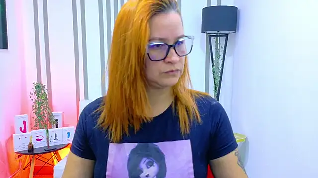 Britney taylor  online show from 11/12/25, 09:36