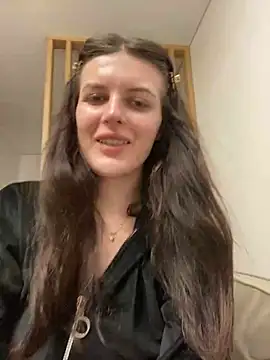 little belucci online show from 02/22/25, 09:04
