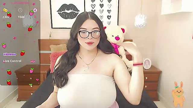 Snapshot of miss_linda_ chatting on 01/09/25, 01:35 miss linda online show from 01/09/25, 01:35