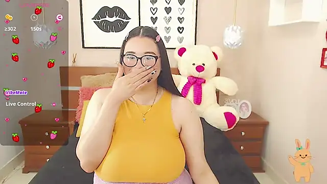 Snapshot of miss_linda_ chatting on 01/21/25, 04:48 miss linda online show from 01/21/25, 04:48