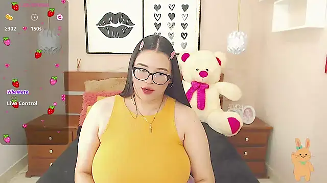 Snapshot of miss_linda_ chatting on 01/21/25, 07:50 miss linda online show from 01/21/25, 07:50