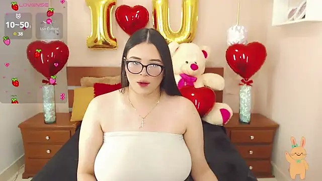 Snapshot of miss_linda_ chatting on 02/10/25, 09:04 miss linda online show from 02/10/25, 09:04