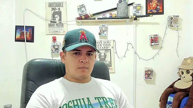 ney 22 online show from 11/17/25, 10:37