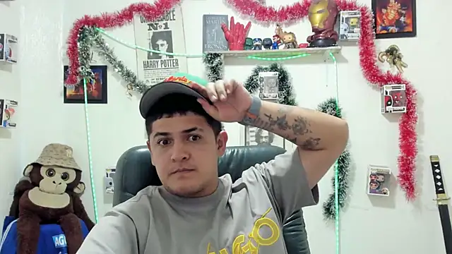 ney 22 online show from 12/13/25, 10:15